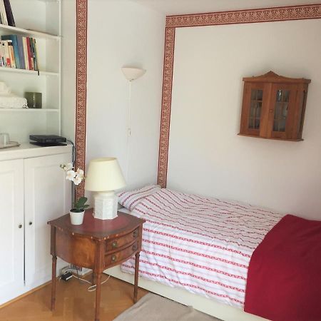 B&B Capitaine Piret Woluwe-Saint-Lambert Bagian luar foto